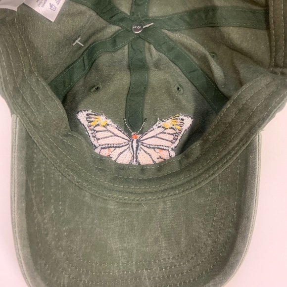 NWT-Grand Canyon distressed beautiful butterfly cap 🦋 - Picture 8 of 9